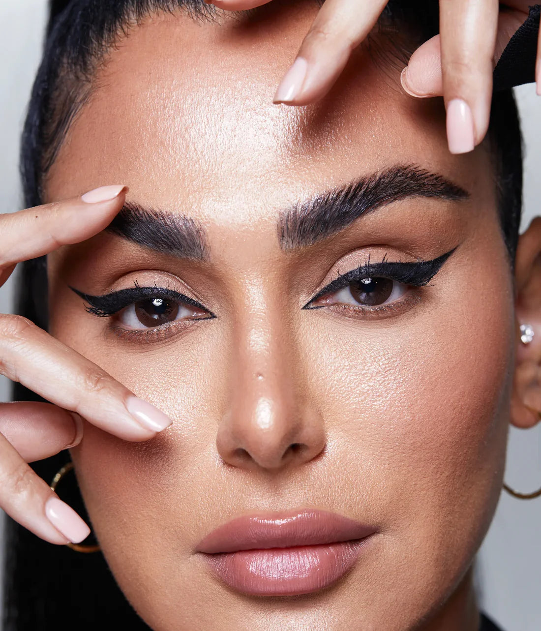 Huda Beauty Life Liner Quick 'N Easy Black Mini